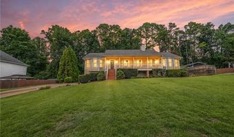114 Valley Farm Ln, Acworth, GA 30102