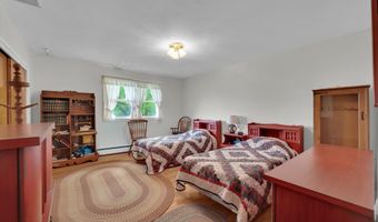 3238 Ridgewood Rd, Allenwood, NJ 08720