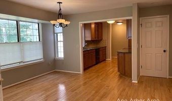 4299 Pine Ridge Ct, Ann Arbor, MI 48105