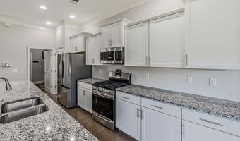 893 Deepwood Ct, Boiling Springs, SC 29316
