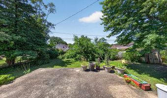 178 W SHELLEY Dr, Claymont, DE 19703