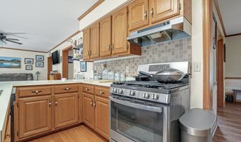 24385 DIX FARM Dr, Accomac, VA 23301