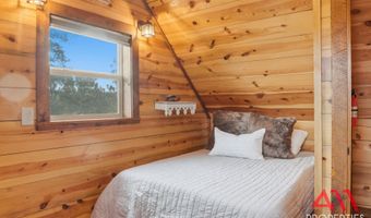 1787 Oak Creek Rd, Aladdin, WY 82710