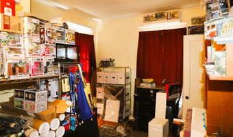 27 Westminster Ter, Rockingham, VT 05101