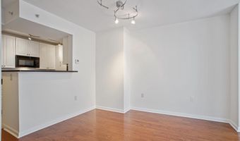 851 N GLEBE Rd 718, Arlington, VA 22203