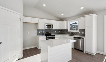 25088 Bluebird Cir, Adel, IA 50003