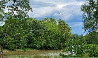 626 E 2nd St, Augusta, KY 41002