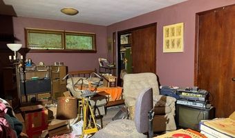 1727 W Woodhill Dr, Ashland, OH 44805
