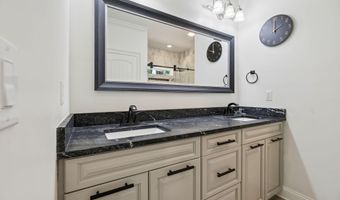 10514 E Brainerd Rd, Apison, TN 37302