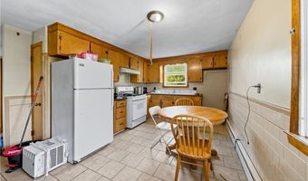 32 Maplewood Ave, Cranston, RI 02920