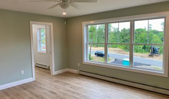 47 Woodbrey Ln, Standish, ME 04084