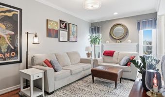 2712 KENWOOD Ave, Alexandria, VA 22302