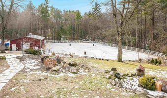 417 Candia Rd, Chester, NH 03036