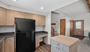 516 Skyline Dr, Cascade, ID 83611