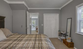 335 E 9th St, Baxter Springs, KS 66713