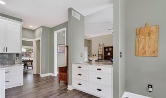 18224 153rd St, Basehor, KS 66007
