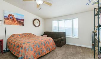 490 Snowflake St, American Falls, ID 83211