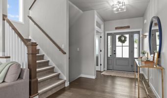W5553 HOELZEL Way, Appleton, WI 54915