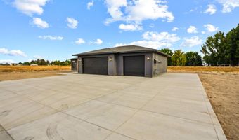 1100 Coventry Ln, Burley, ID 83318