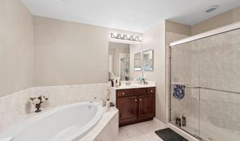 62 BOATWORKS Dr, Bayonne, NJ 07002