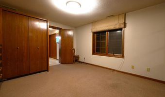 2003 Polk Dr, Ames, IA 50010