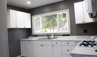 329 S Birch Ave, Blackfoot, ID 83221
