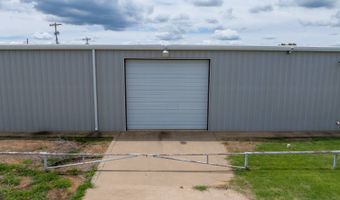 419 E Maple St, Alva, OK 73717