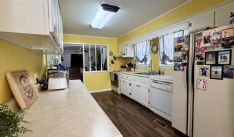 178 FRONT St, Bethel Springs, TN 38315