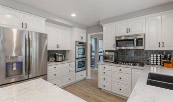 1902 Suncrest Ave, Oceanside, CA 92056