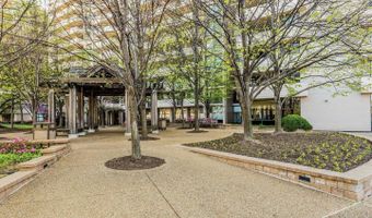 4141 N HENDERSON Rd 107, Arlington, VA 22203