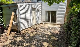 68 VILLAGE Dr, Dover, DE 19904