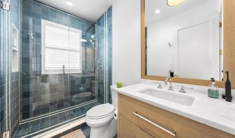 162 76th St, Avalon, NJ 08202