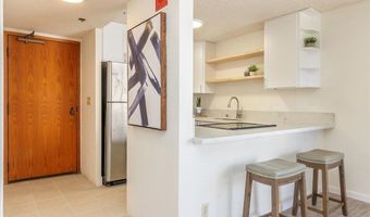 300 Wai Nani Way 1715, Honolulu, HI 96815
