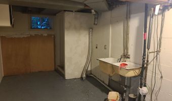 1326 W SPENCER St, Appleton, WI 54914