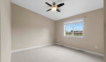2354 E PLANK Cir B, Appleton, WI 54915