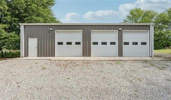 2970 Yorman Rd, Bartlesville, OK 74006