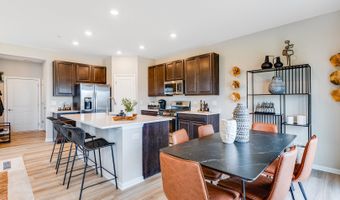 1265 Glenmont St, Algonquin, IL 60102