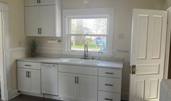 406 N Main St, Ada, OH 45810