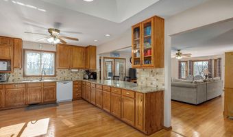 2898 N Farm Road 17, Ash Grove, MO 65604
