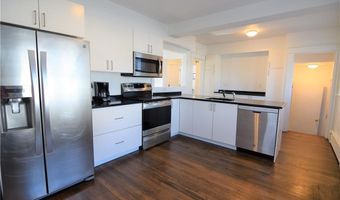 460 E Main Rd, Middletown, RI 02842