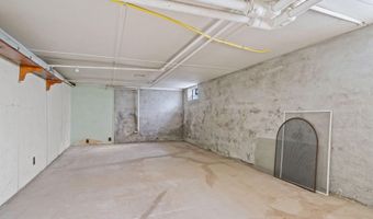 42 Collins Pl, Albany, NY 12208