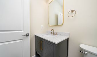 12 Verville Rd, Avon, CT 06001