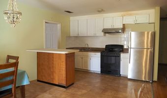 16 Apalachee St, Apalachicola, FL 32320