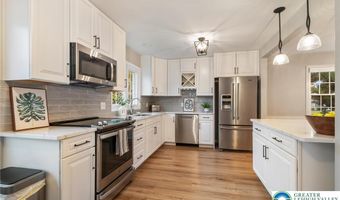 2892 Edgemont Dr, Allentown, PA 18103