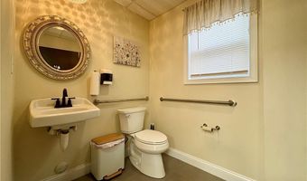 1766 Cranston St, Cranston, RI 02920