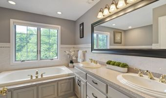 109 Andrew Dr, Canton, CT 06019