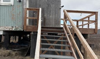 1020 Mallard Ln, Bethel, AK 99559