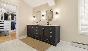 580 Old Main St, Coventry, RI 02816