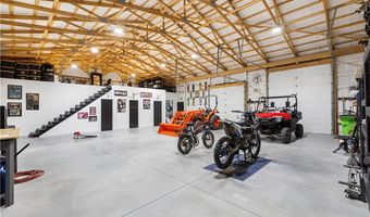 1372 N 150 Rd, Baldwin City, KS 66006