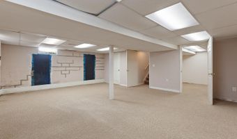 3123 N Hills Blvd, Adrian, MI 49221